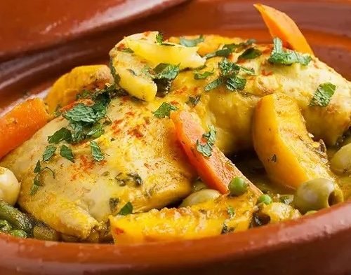 Tajine de poulet et pommes de terre